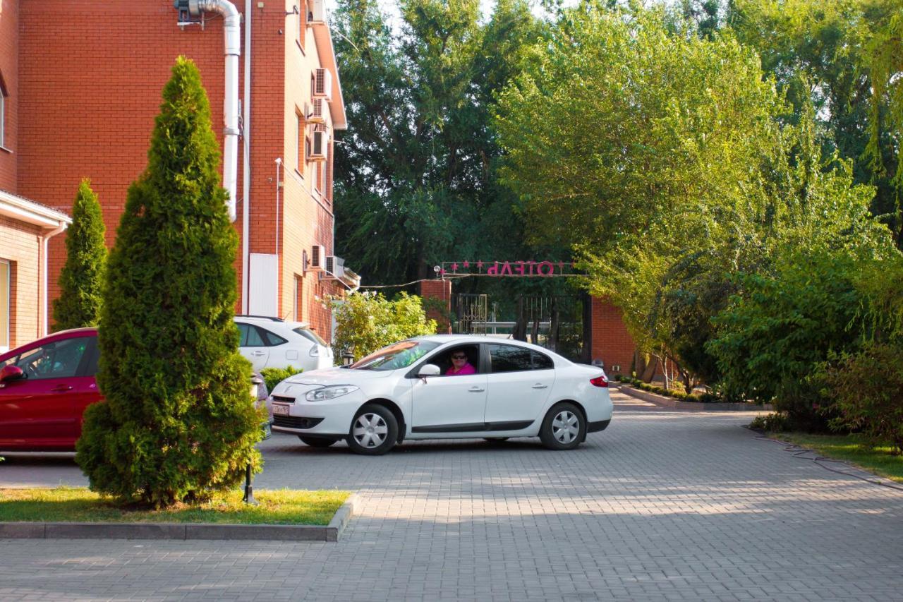 Meridian-Yug Hotel Krasnyy Kolos Exteriér fotografie